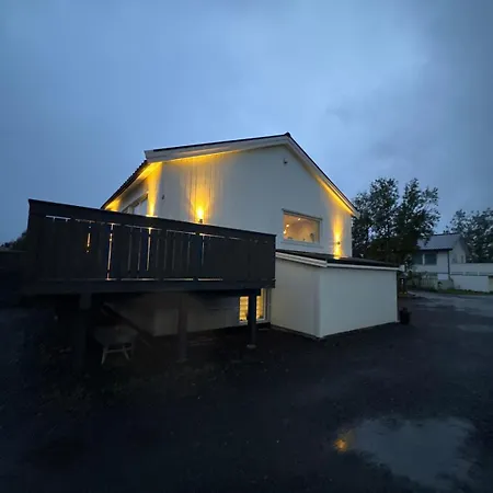 Downtown - Adventure In Lofoten - Free Parking - Airport 5 Min
