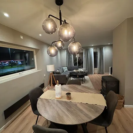 Appartamento Downtown - Adventure In Lofoten - Free Parking - Airport 5 Min *